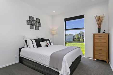 Photo of property in 8 Kotare Grove, Cambridge, 3434