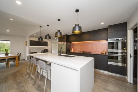 Photo of property in 59 Parrs Road, Hurworth, New Plymouth, 4371