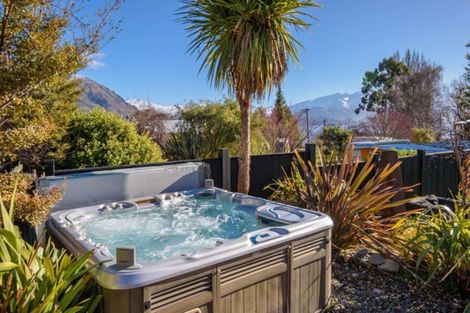 Photo of property in 31b Aubrey Road, Wanaka, 9305