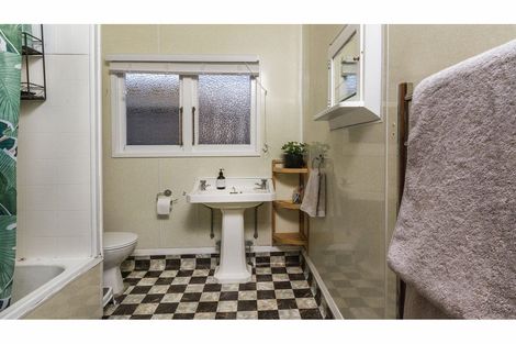 Photo of property in 1 Tasman Street, The Wood, Nelson, 7010