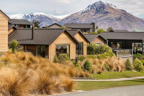 Photo of property in 8 Ellesmere Avenue, Jacks Point, Queenstown, 9371