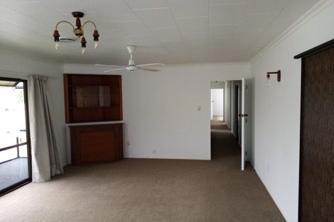 Photo of property in 13 Warkworth Grove, Bell Block, New Plymouth, 4312