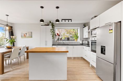 Photo of property in 207 Grimseys Road, Redwood, Christchurch, 8051