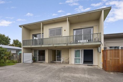 Photo of property in 1/804 Saint Aubyn, Parkvale, Hastings, 4122