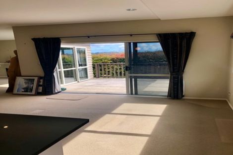 Photo of property in 25a William Souter Street, Forrest Hill, Auckland, 0620