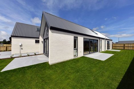 Photo of property in 44 Blue Jacket Drive, Halswell, Christchurch, 8025