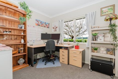 Photo of property in 13 Oak View Place, Newstead, Hamilton, 3287