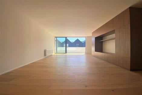 Photo of property in 7 Jean Caldwell Way, Island Bay, Wellington, 6023