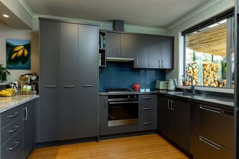 Photo of property in 7 Collins Place, Picton, 7220