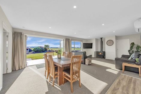 Photo of property in 9 Dundee Close, Darfield, 7510