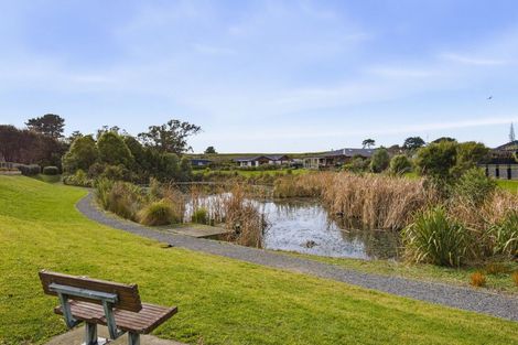 Photo of property in 10 Tamihana Street, Otaki, 5512