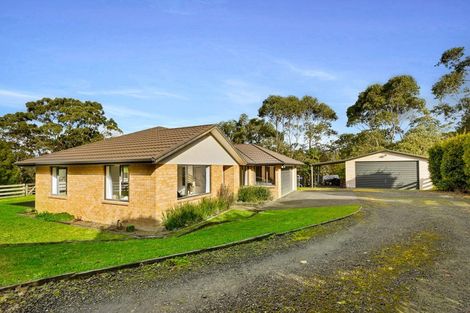 Photo of property in 118 Bodhisattva Road, Waitoki, Silverdale, 0994