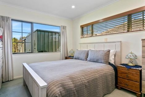 Photo of property in 33 Lakeridge Close, Rangatira Park, Taupo, 3330