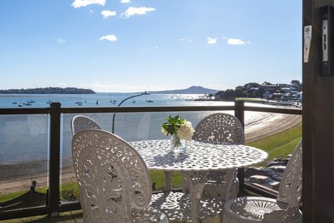 Photo of property in 7 Te Akau Crescent, Bucklands Beach, Auckland, 2012