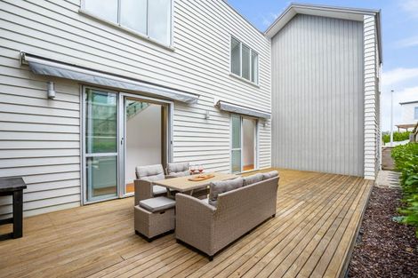 Photo of property in 4 Carex Way, Long Bay, Auckland, 0630