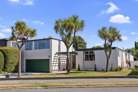 Photo of property in 24 Guinness Crescent, Ilam, Christchurch, 8041