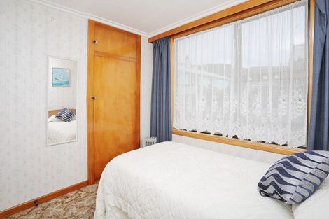 Photo of property in 20 Onslow Street, Bluff, 9814