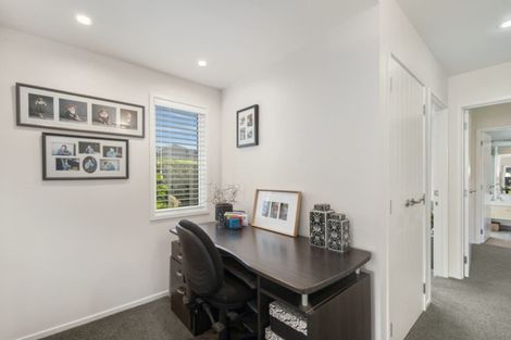 Photo of property in 62 Montgomery Crescent, Kinloch, Taupo, 3377