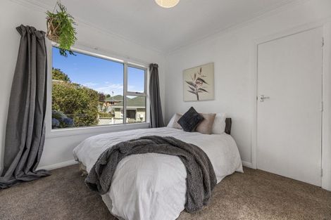 Photo of property in 14 Upland Street, Helensburgh, Dunedin, 9010