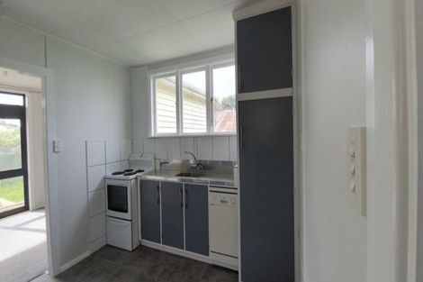 Photo of property in 9b Arawa Place, Castlecliff, Whanganui, 4501