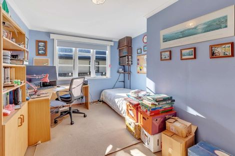 Photo of property in 372 Ruahine Street, Terrace End, Palmerston North, 4410