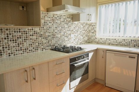 Photo of property in 4/29 Aeronautic Road, Takanini, 2112