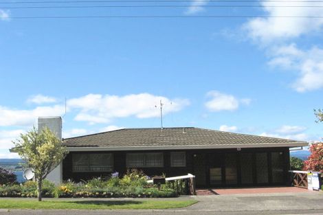 Photo of property in 79 Wakeman Road, Acacia Bay, Taupo, 3330