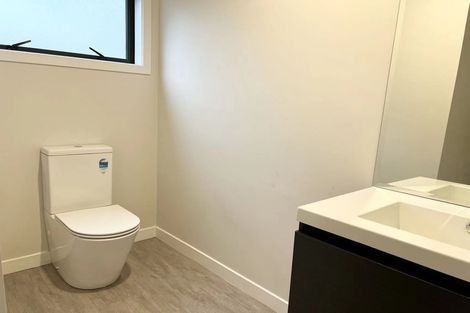 Photo of property in 22a Dallinghoe Crescent, Milford, Auckland, 0620