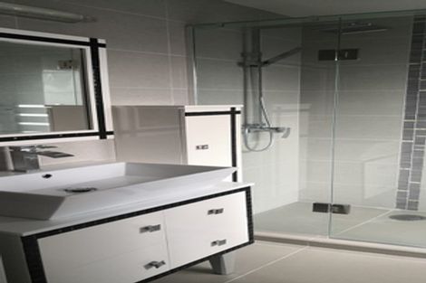 Photo of property in 17a Richard Avenue, Bucklands Beach, Auckland, 2014