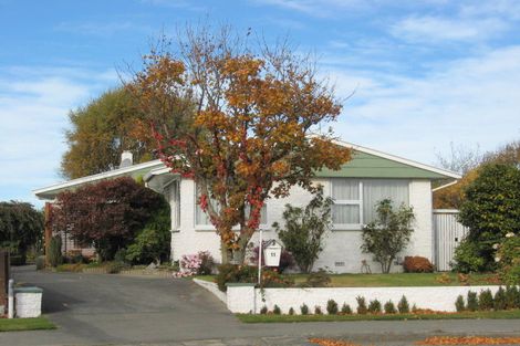 Photo of property in 11 Gloaming Place, Sockburn, Christchurch, 8042