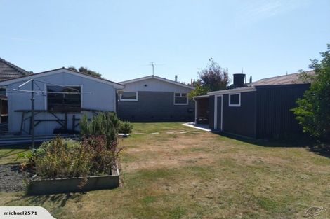 Photo of property in 18a Coopers Road, Dallington, Christchurch, 8061