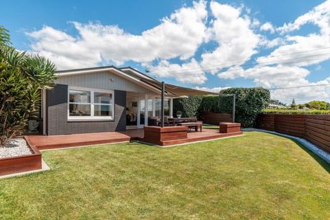 Photo of property in 441 Otumoetai Road, Otumoetai, Tauranga, 3110