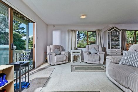 Photo of property in 30 Portobello Place, Torbay, Auckland, 0630