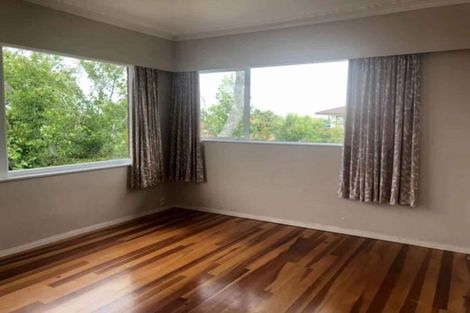 Photo of property in 25 Sorrel Crescent, Bucklands Beach, Auckland, 2012