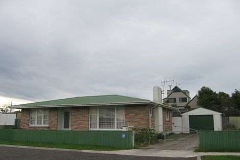 Photo of property in 33 Pukeko Place, Westshore, Napier, 4110
