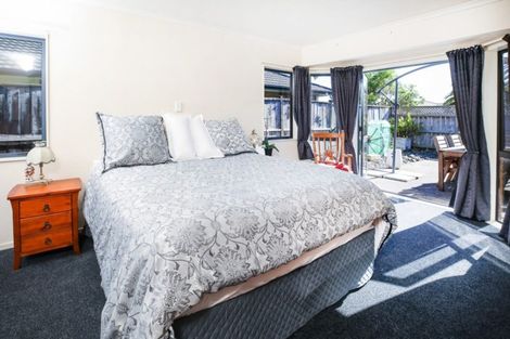 Photo of property in 27 Mangakoea Place, St Andrews, Hamilton, 3200