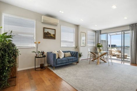 Photo of property in Wilk Heights, 2/8 Wilk Lane, Browns Bay, Auckland, 0630