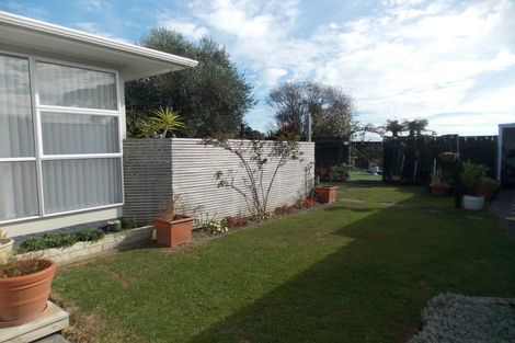 Photo of property in 45 Sutherland Crescent, Westbrook, Palmerston North, 4412