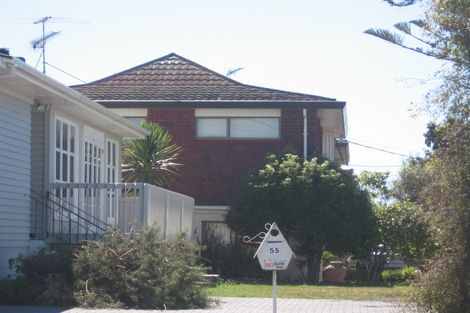 Photo of property in 55 Forrest Hill Road, Milford, Auckland, 0620