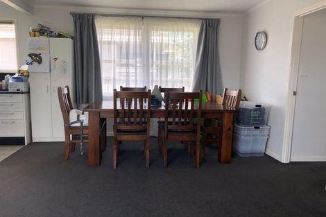 Photo of property in 27 Alma Crescent, Papakura, 2110