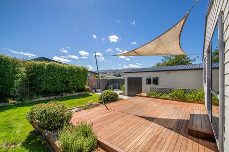 Photo of property in 21 Waenga Drive, Cromwell, 9310