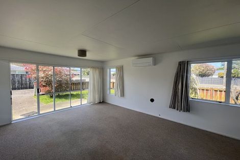 Photo of property in 16a Mako Mako Road, Levin, 5510