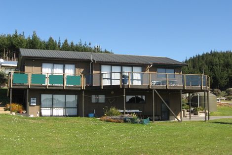 Photo of property in 7 Thompson Place, Opito Bay, Whitianga, 3592