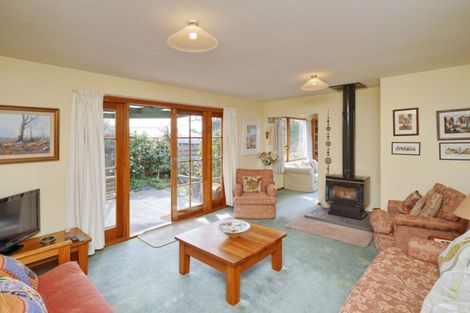 Photo of property in 10 Seadown Crescent, Amberley, 7410