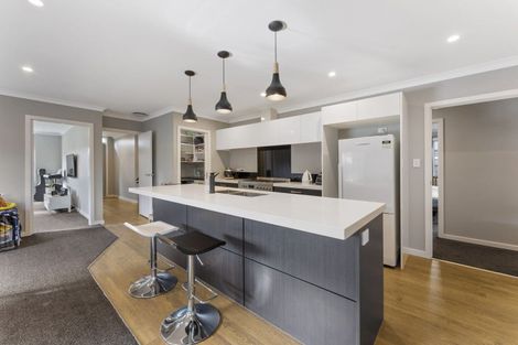 Photo of property in 16 Freedom Drive, Kelvin Grove, Palmerston North, 4414