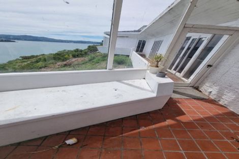 Photo of property in 9 Rangitane Street, Maupuia, Wellington, 6022