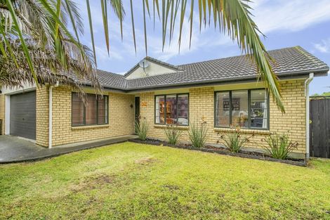Photo of property in 34 Cyclamen Road, Mangere, Auckland, 2022