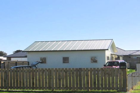 Photo of property in 105 Seabury Avenue, Foxton Beach, Foxton, 4815