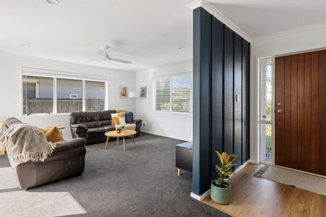 Photo of property in 5 Montrose Place, Pyes Pa, Tauranga, 3112