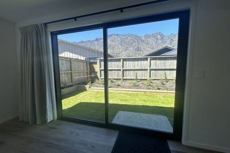 Photo of property in 7 Collie Road, Jacks Point, 9371